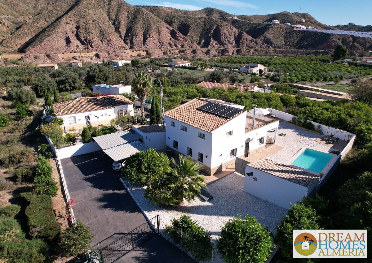 4 slaapkamer Villa te koop in Almanzora met zwembad - € 349.995 (Ref: 9815041)