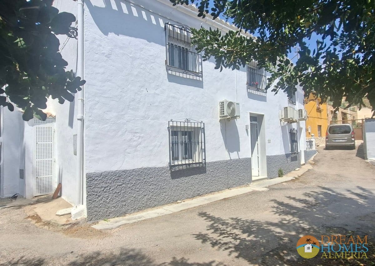 4 chambre Finca/Maison de Campagne à vendre à Arboleas - 274 995 € (Ref: 9816767)