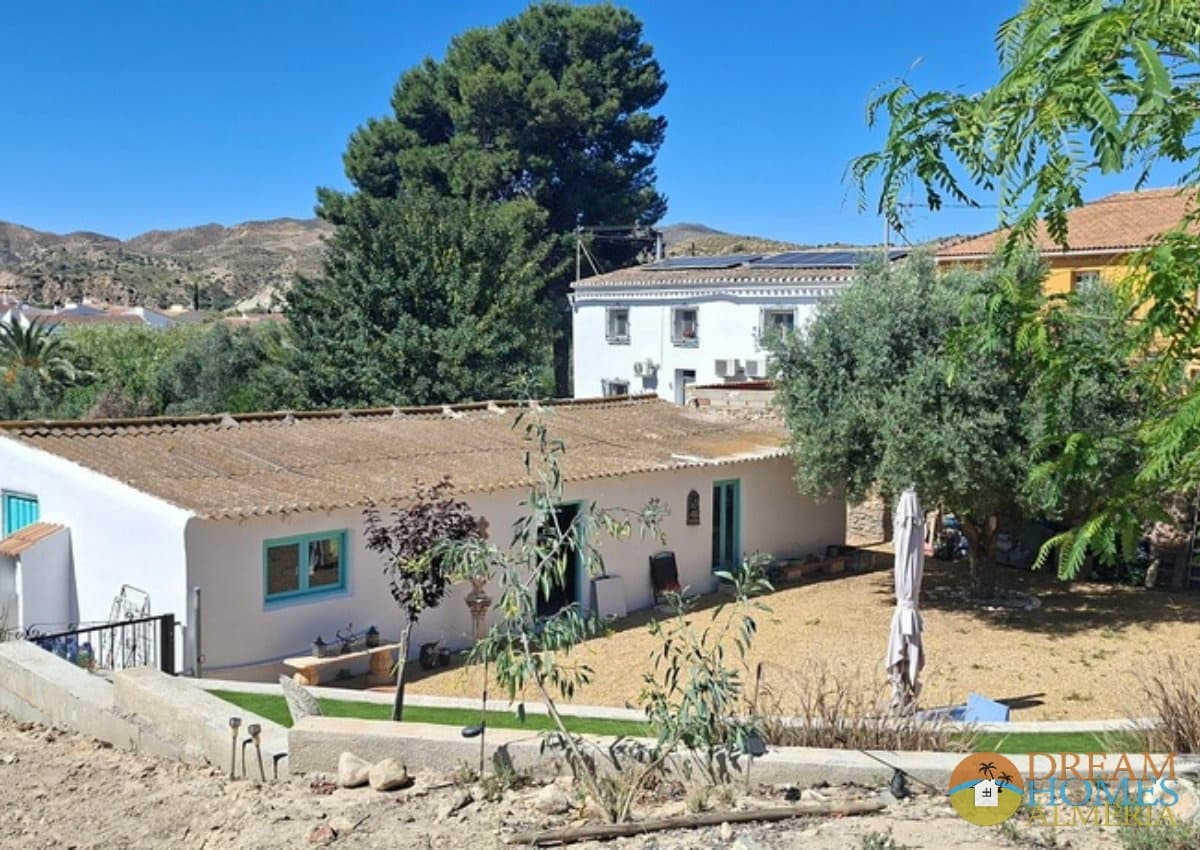 4 soveværelse Finca/Landehus til salg i Arboleas - € 264.995 (Ref: 9816767)