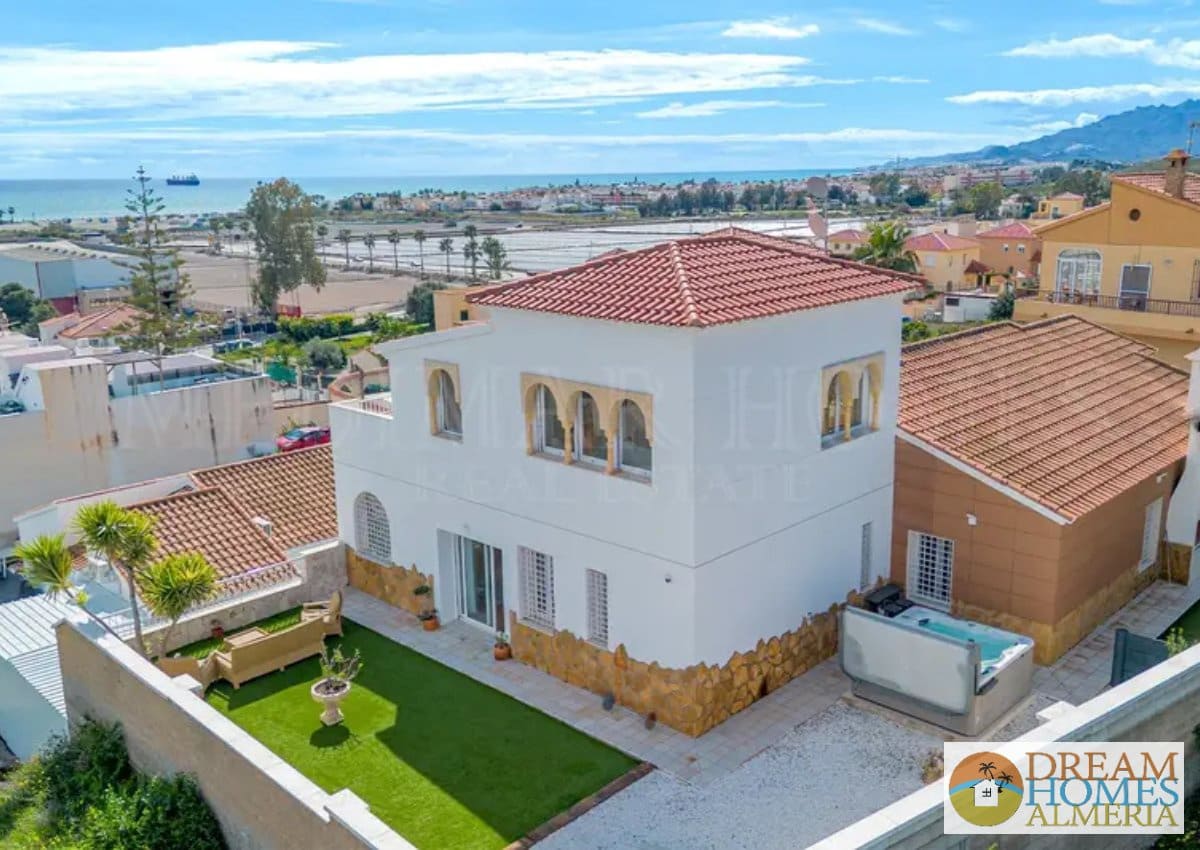 4 chambre Villa/Maison à vendre à Palomares - 435 000 € (Ref: 9830131)