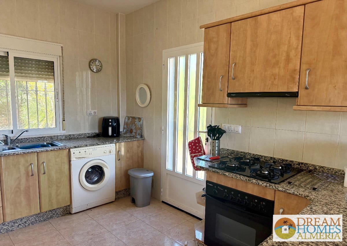 3 makuuhuone Huvila myytävänä paikassa Arboleas mukana uima-altaan - 229 000 € (Ref: 9833115)