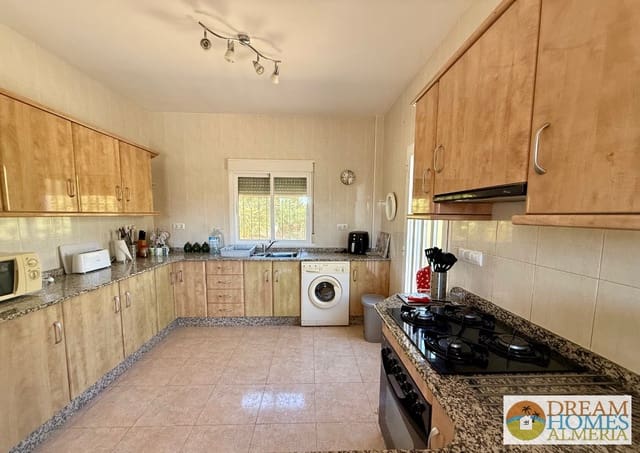 3 makuuhuone Huvila myytävänä paikassa Arboleas mukana uima-altaan - 229 000 € (Ref: 9833115)