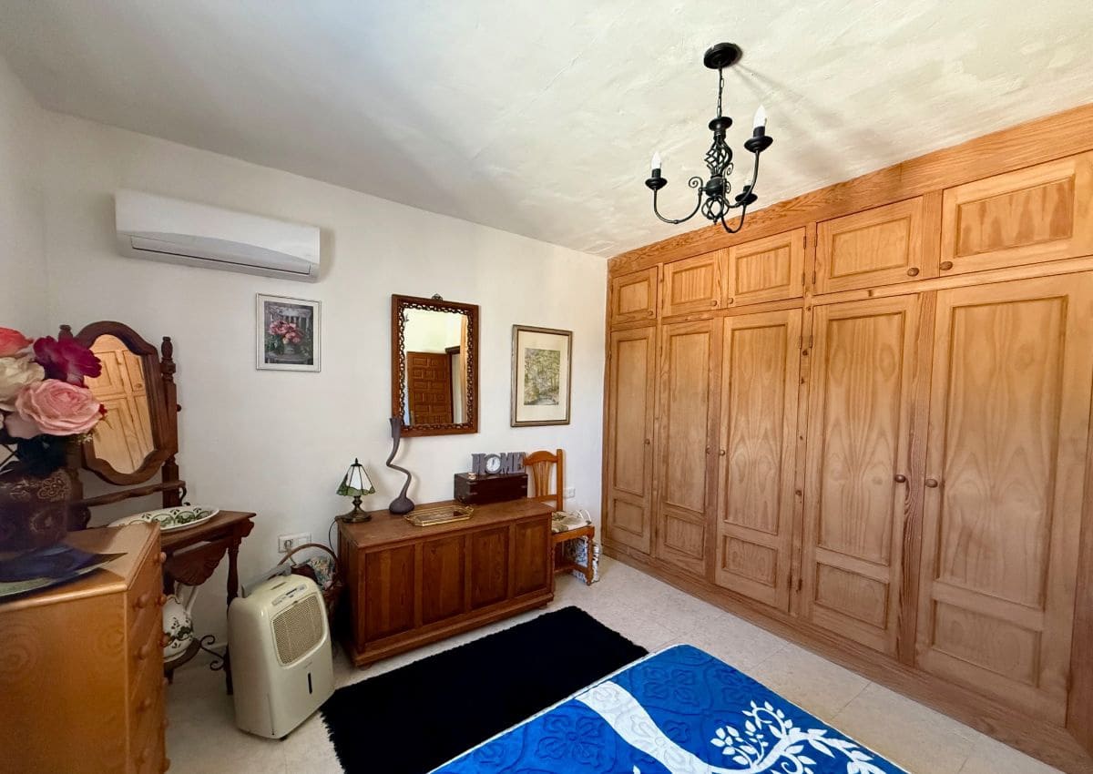 3 bedroom Villa for sale in Albox with pool - € 245,000 (Ref: 9835020)