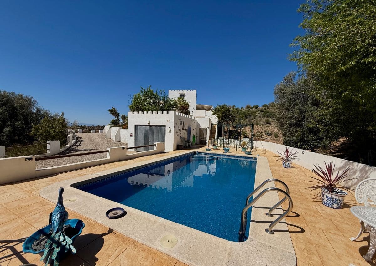 3 bedroom Villa for sale in Albox with pool - € 245,000 (Ref: 9835020)