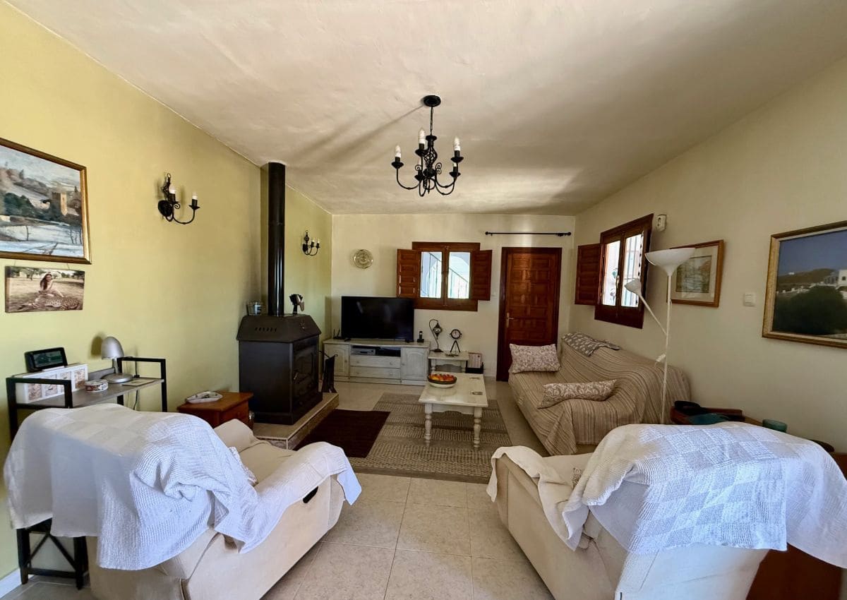 3 bedroom Villa for sale in Albox with pool - € 245,000 (Ref: 9835020)
