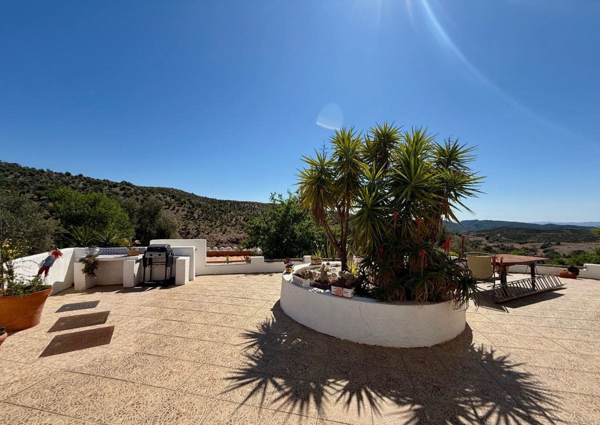 3 bedroom Villa for sale in Albox with pool - € 245,000 (Ref: 9835020)
