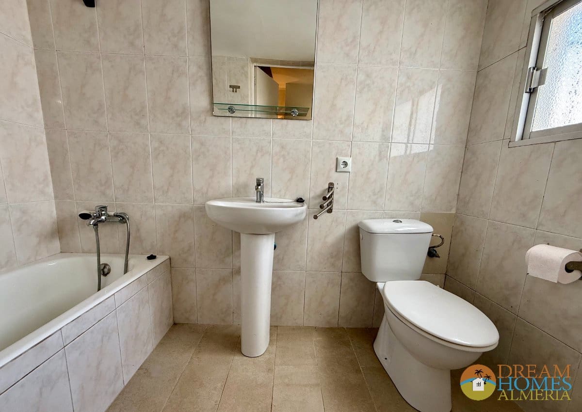 3 bedroom Finca/Country House for sale in Huercal-Overa - € 180,000 (Ref: 9844573)