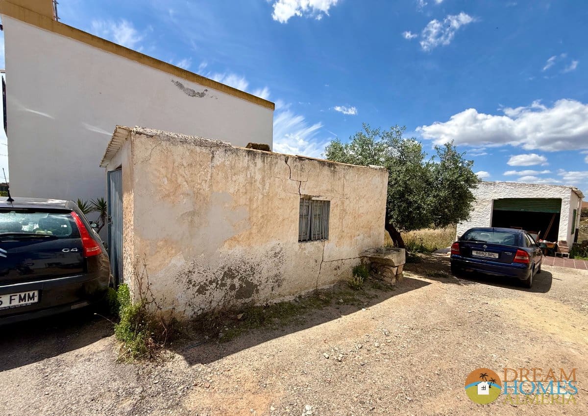 3 bedroom Finca/Country House for sale in Huercal-Overa - € 180,000 (Ref: 9844573)