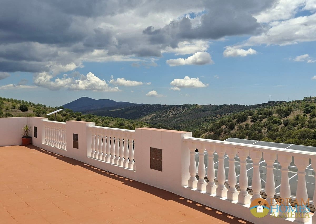 4 bedroom Finca/Country House for sale in Huercal-Overa - € 349,000 (Ref: 9844574)