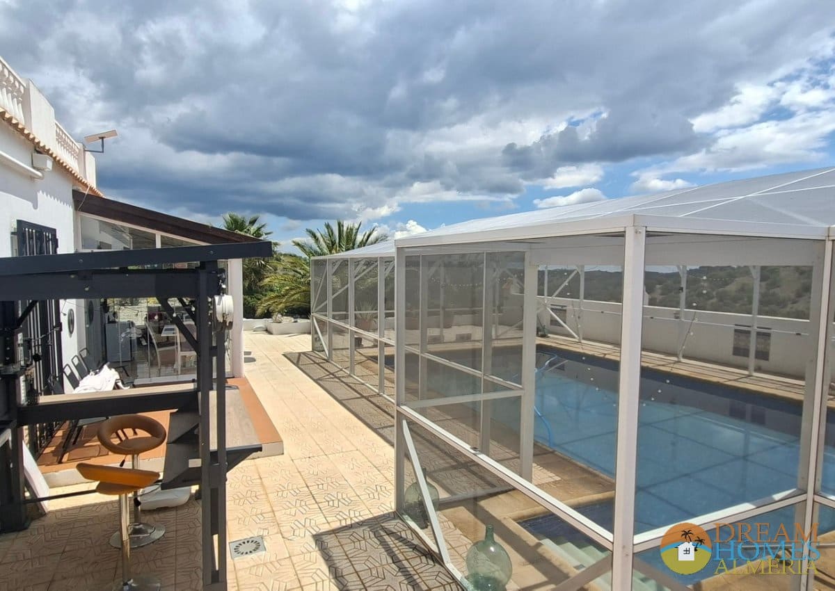 4 bedroom Finca/Country House for sale in Huercal-Overa - € 349,000 (Ref: 9844574)