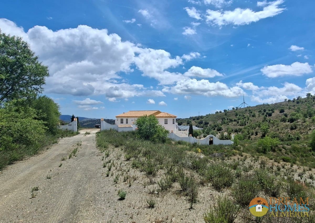 4 bedroom Finca/Country House for sale in Huercal-Overa - € 349,000 (Ref: 9844574)