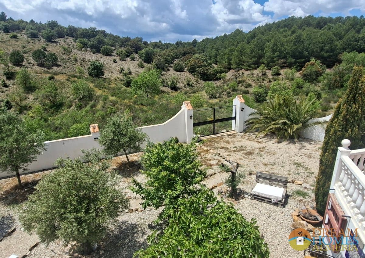 4 bedroom Finca/Country House for sale in Huercal-Overa - € 349,000 (Ref: 9844574)