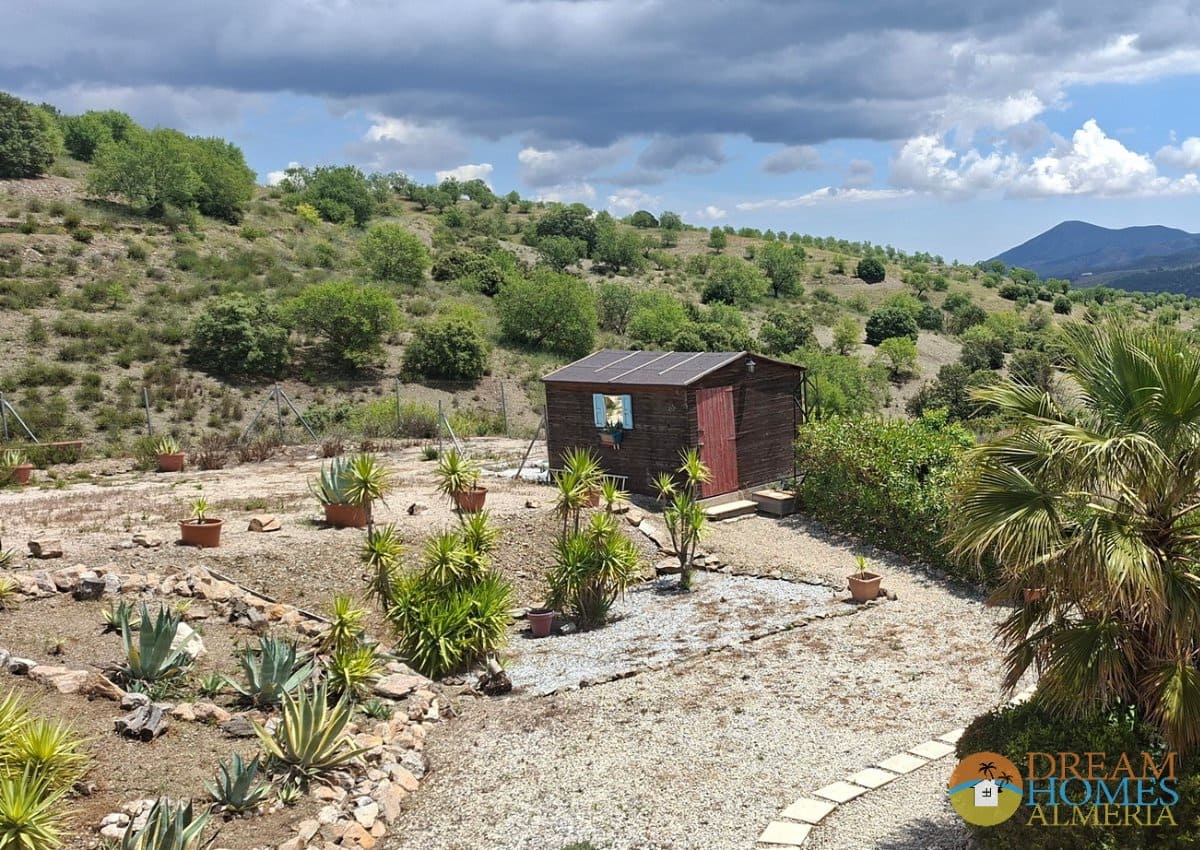4 bedroom Finca/Country House for sale in Huercal-Overa - € 349,000 (Ref: 9844574)
