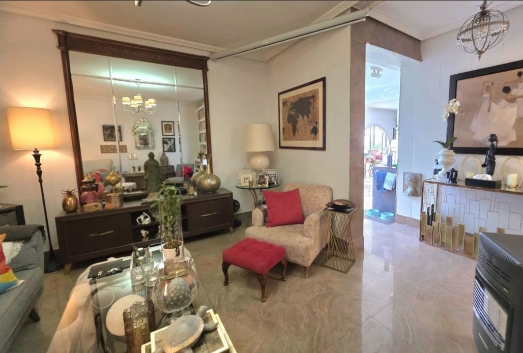 Chalet de 4 habitaciones en Antas en venta con piscina - 549.950 € (Ref: 9863654)