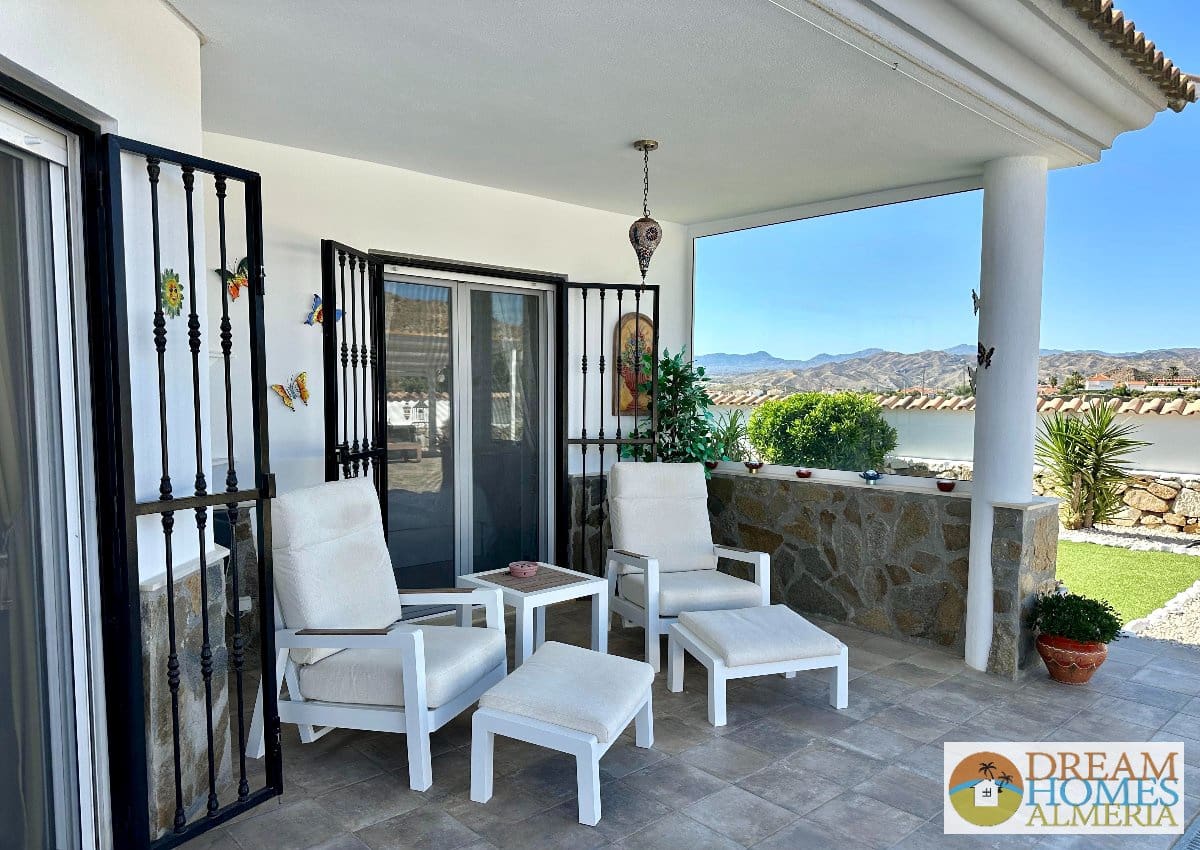 3 Zimmer Villa zu verkaufen in Arboleas mit Pool - 340.000 € (Ref: 9872424)