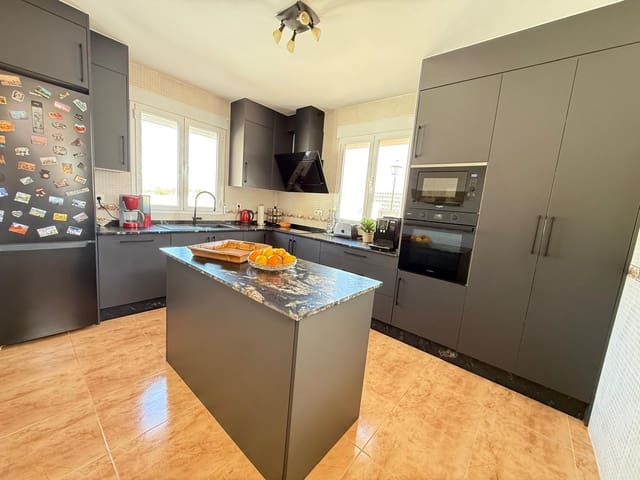 3 makuuhuone Huvila myytävänä paikassa Arboleas mukana uima-altaan - 294 950 € (Ref: 9872425)