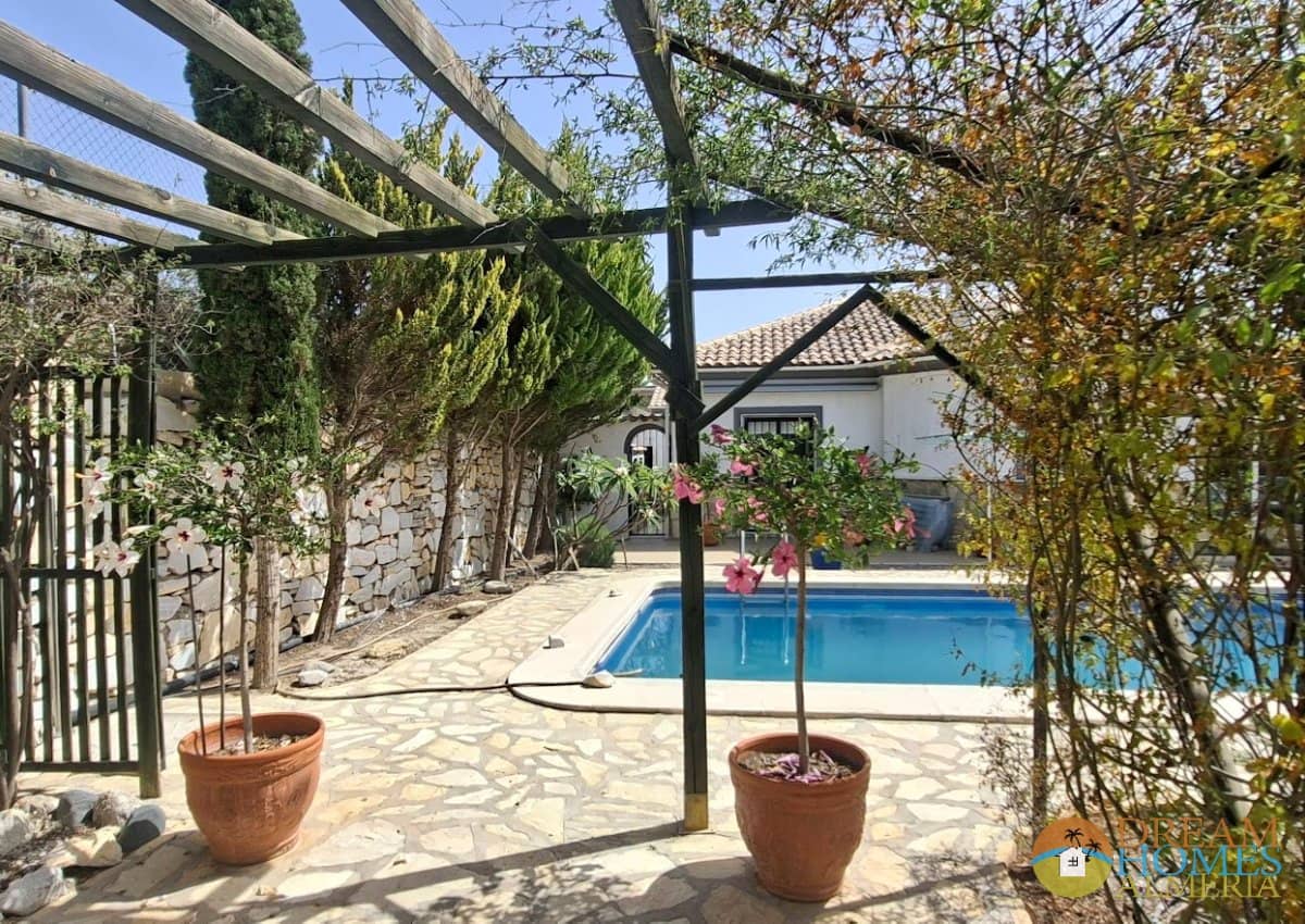 3 camera da letto Villa in vendita in Arboleas con piscina - 296.000 € (Rif: 9926316)