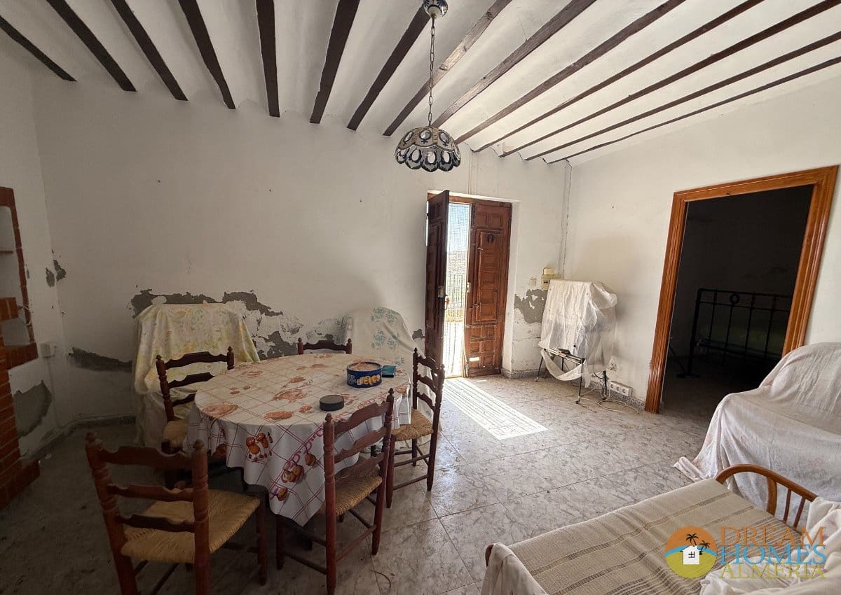 7 bedroom Townhouse for sale in Arboleas - € 110,000 (Ref: 9932411)