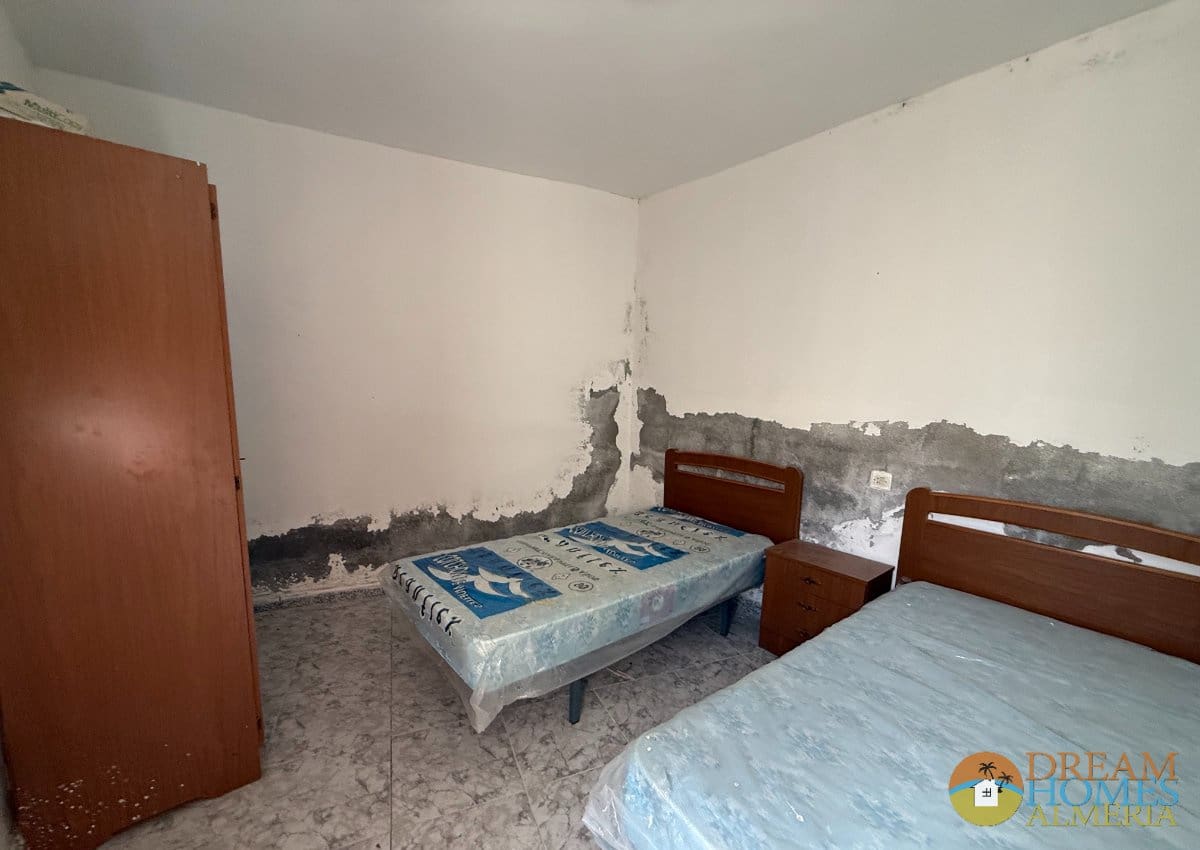 7 bedroom Townhouse for sale in Arboleas - € 110,000 (Ref: 9932411)