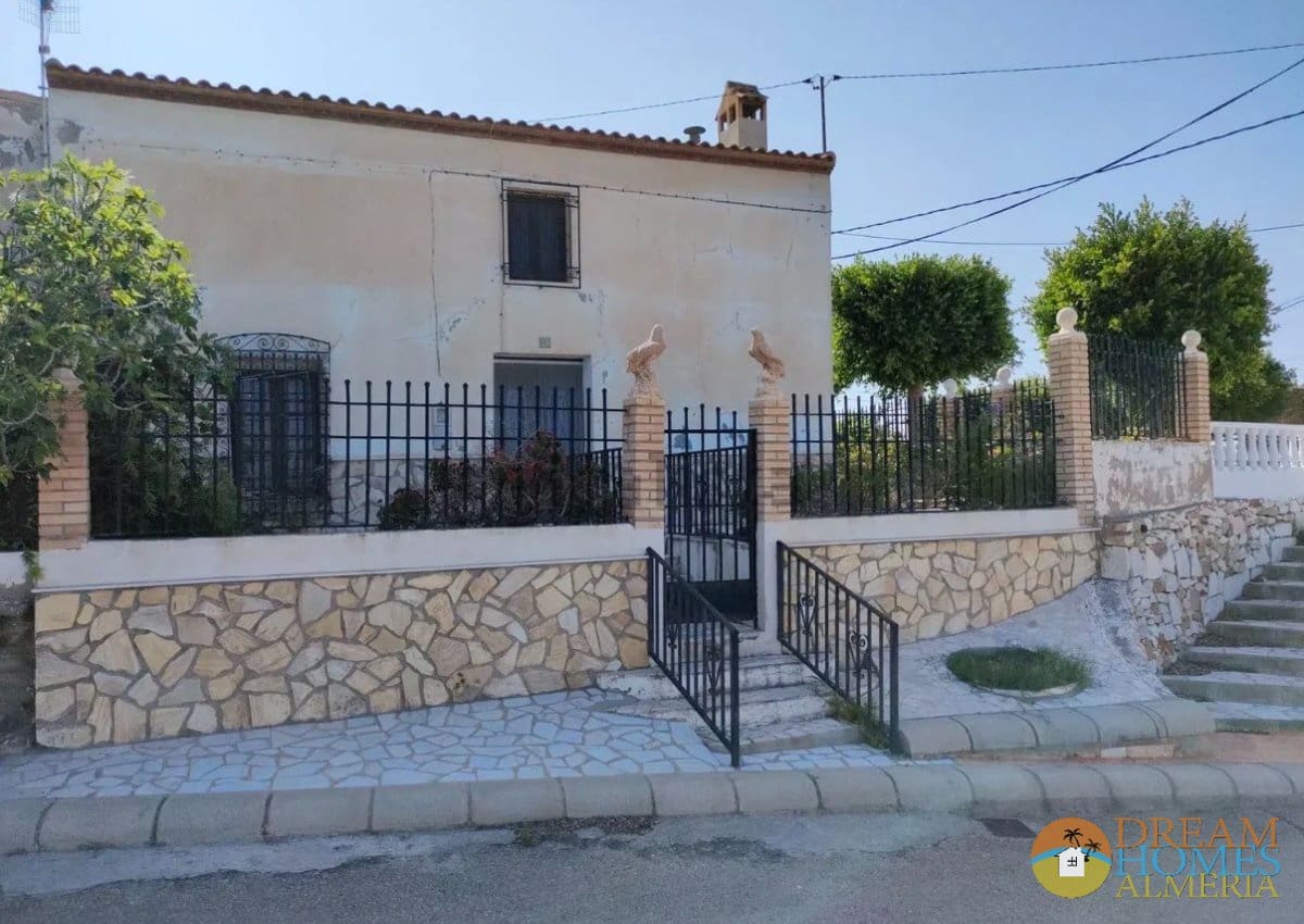 7 bedroom Townhouse for sale in Arboleas - € 110,000 (Ref: 9932411)