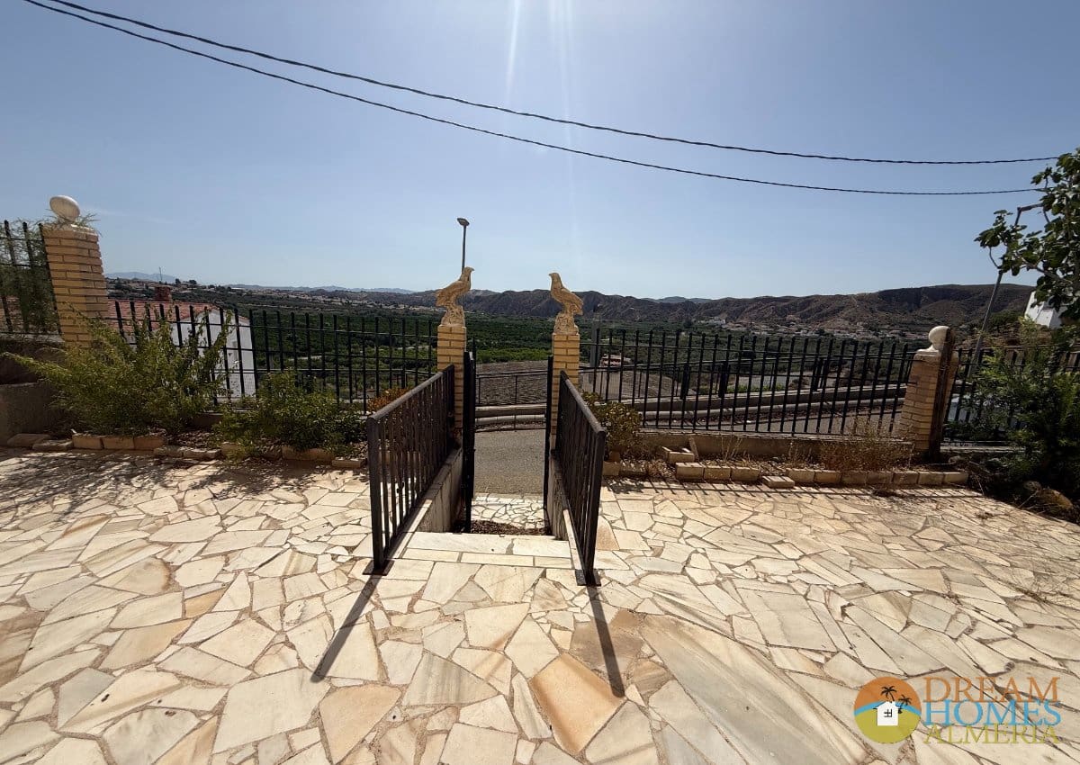 7 bedroom Townhouse for sale in Arboleas - € 110,000 (Ref: 9932411)
