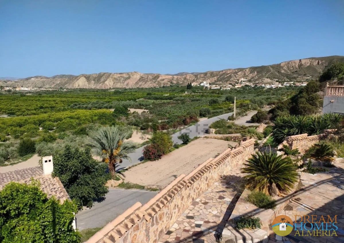 7 bedroom Townhouse for sale in Arboleas - € 110,000 (Ref: 9932411)