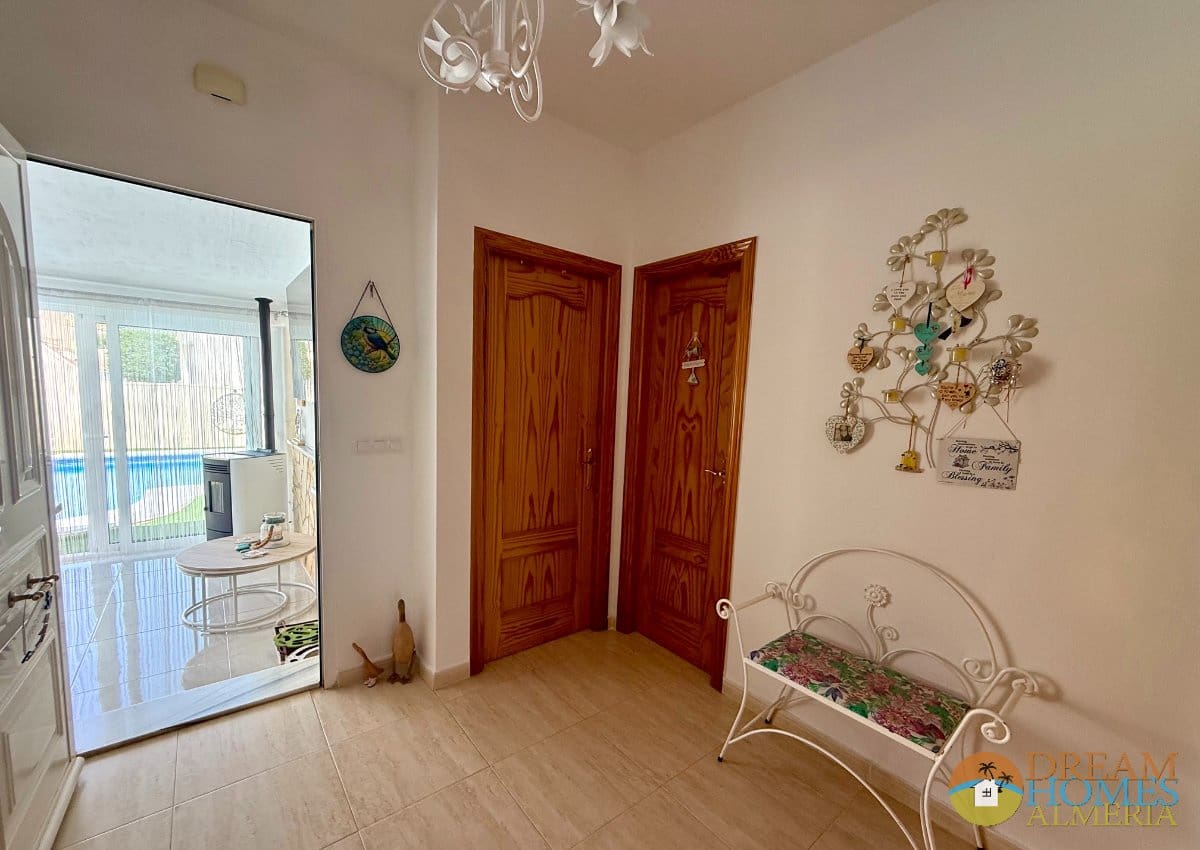 3 soveværelse Villa til salg i Arboleas med swimmingpool - € 295.000 (Ref: 9935388)