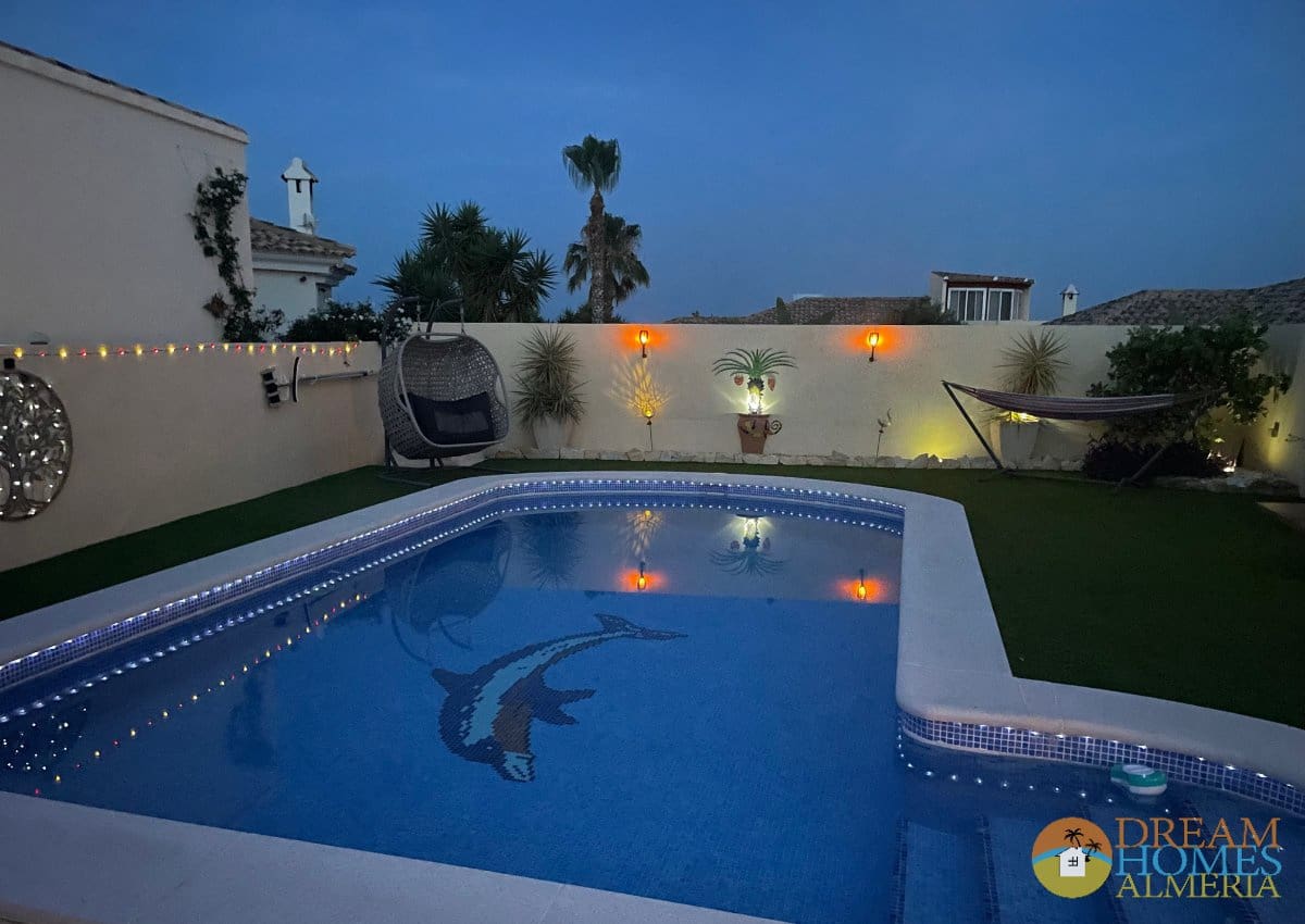 3 soveværelse Villa til salg i Arboleas med swimmingpool - € 295.000 (Ref: 9935388)