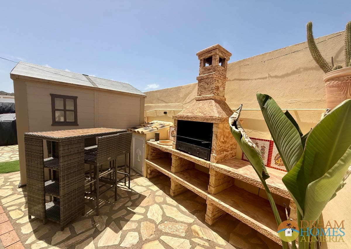 3 soveværelse Villa til salg i Arboleas med swimmingpool - € 295.000 (Ref: 9935388)