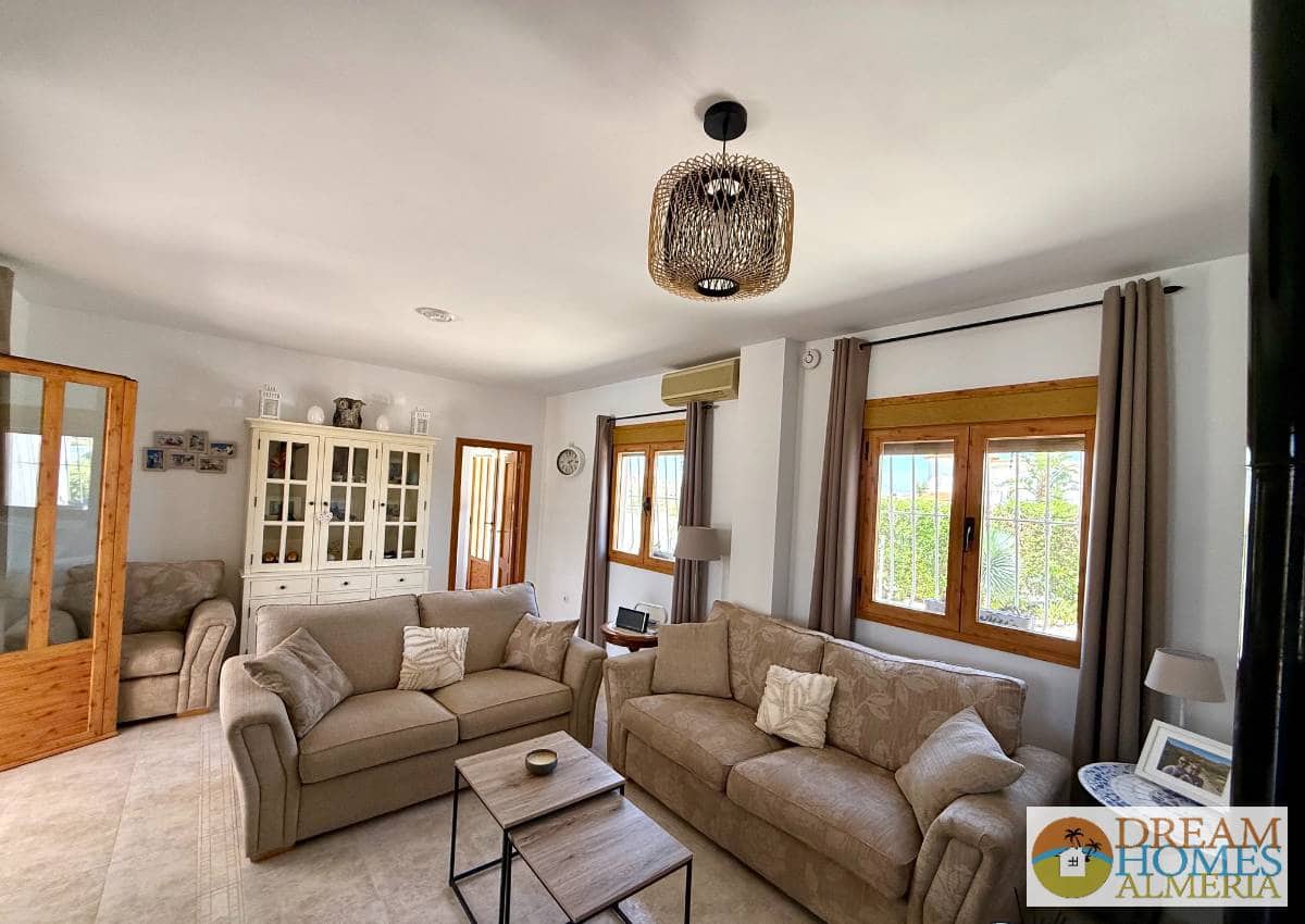 2 soveværelse Villa til salg i Arboleas med swimmingpool - € 265.000 (Ref: 9943886)