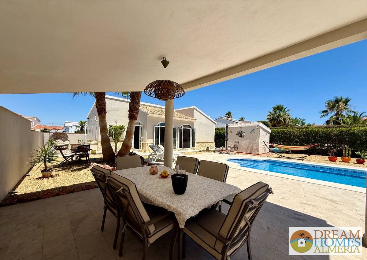 2 soveværelse Villa til salg i Arboleas med swimmingpool - € 265.000 (Ref: 9943886)
