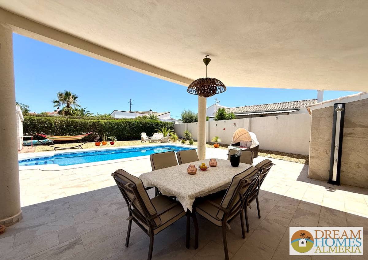 2 soveværelse Villa til salg i Arboleas med swimmingpool - € 265.000 (Ref: 9943886)