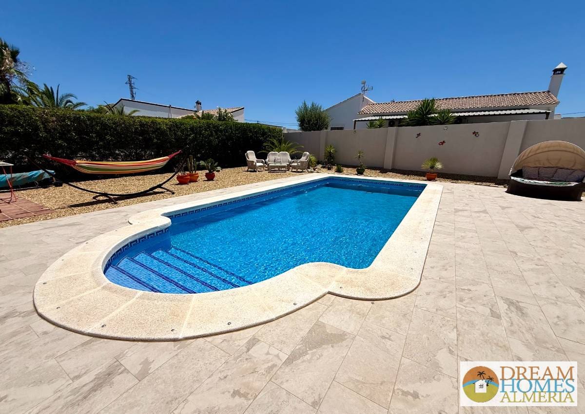2 soveværelse Villa til salg i Arboleas med swimmingpool - € 265.000 (Ref: 9943886)