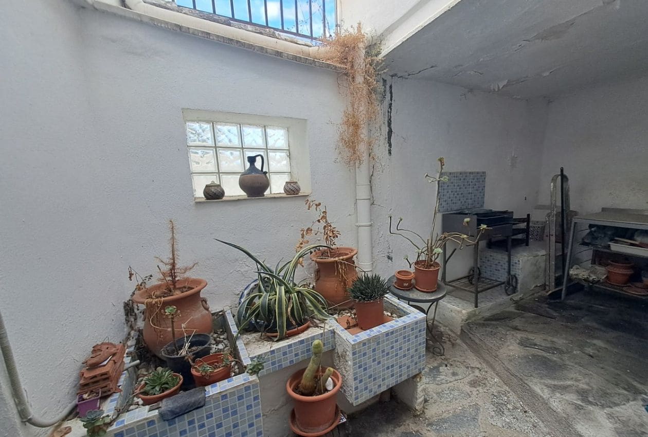 3 slaapkamer Huis te koop in Alcaudete - € 79.000 (Ref: 9972303)