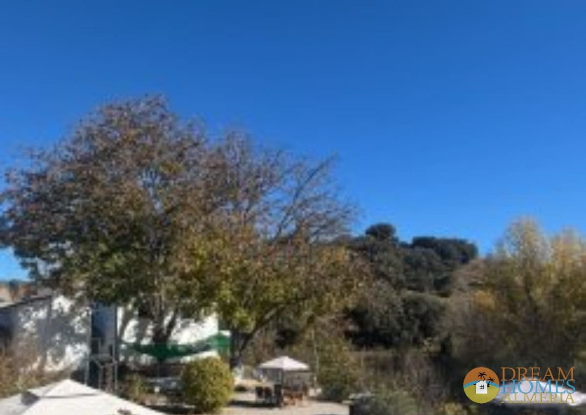 6 bedroom Finca/Country House for sale in Alcala la Real with pool - € 375,000 (Ref: 9974388)