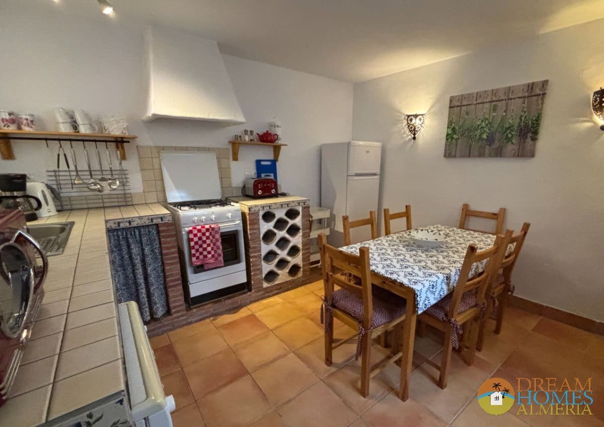6 bedroom Finca/Country House for sale in Alcala la Real with pool - € 375,000 (Ref: 9974388)