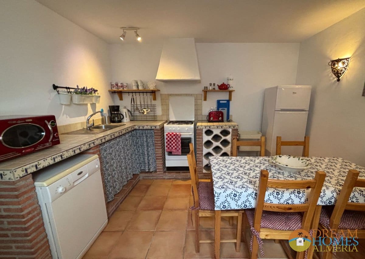 6 bedroom Finca/Country House for sale in Alcala la Real with pool - € 375,000 (Ref: 9974388)