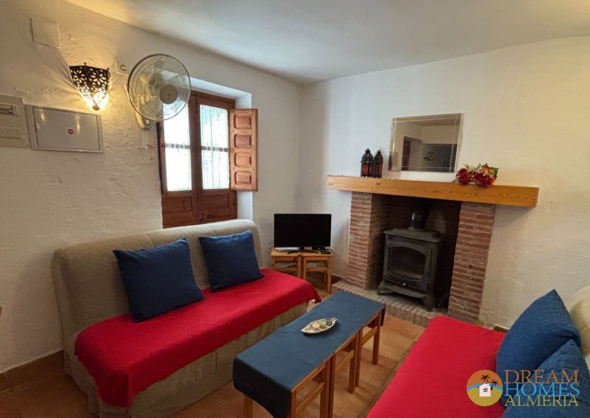6 bedroom Finca/Country House for sale in Alcala la Real with pool - € 375,000 (Ref: 9974388)