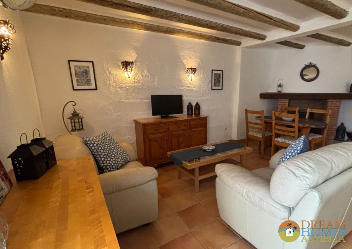 6 bedroom Finca/Country House for sale in Alcala la Real with pool - € 375,000 (Ref: 9974388)