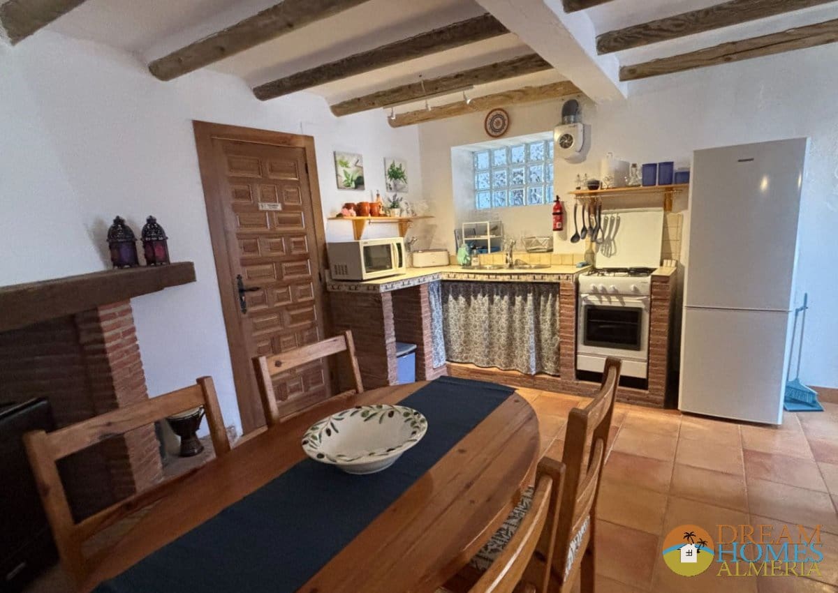 6 bedroom Finca/Country House for sale in Alcala la Real with pool - € 375,000 (Ref: 9974388)
