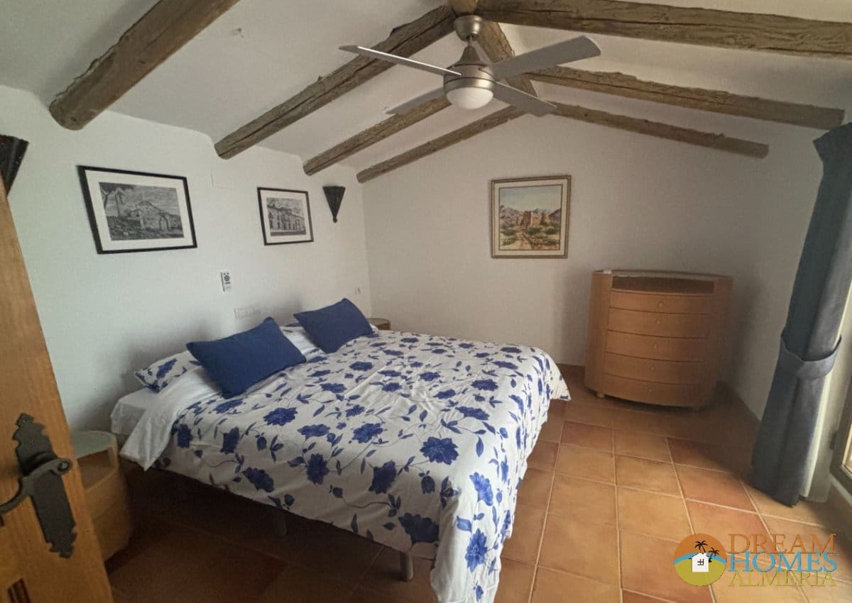 6 bedroom Finca/Country House for sale in Alcala la Real with pool - € 375,000 (Ref: 9974388)