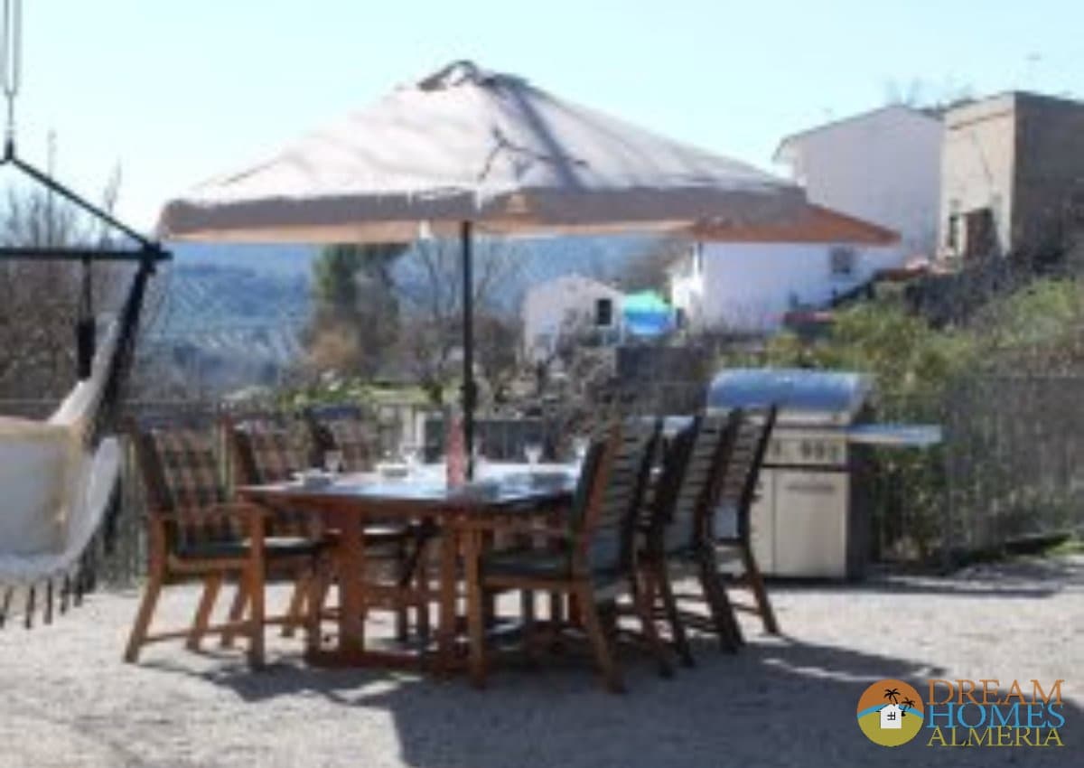 6 bedroom Finca/Country House for sale in Alcala la Real with pool - € 375,000 (Ref: 9974388)