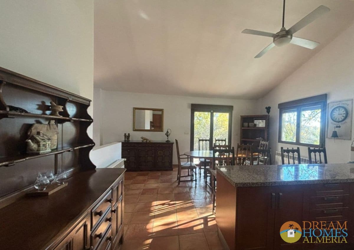 6 bedroom Finca/Country House for sale in Alcala la Real with pool - € 375,000 (Ref: 9974388)