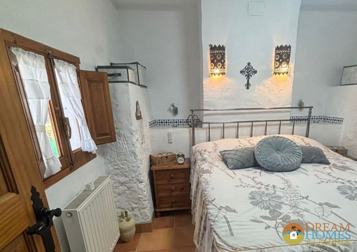 6 bedroom Finca/Country House for sale in Alcala la Real with pool - € 375,000 (Ref: 9974388)