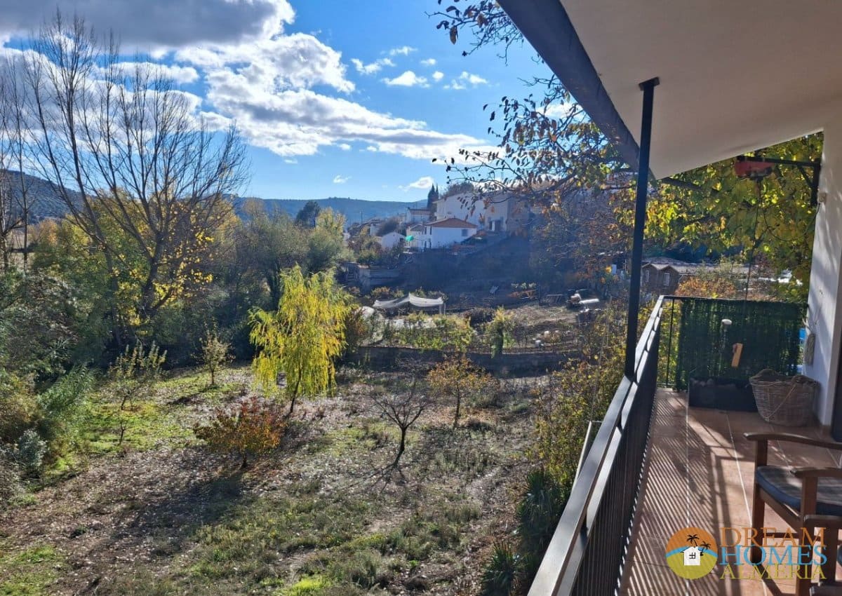 6 bedroom Finca/Country House for sale in Alcala la Real with pool - € 375,000 (Ref: 9974388)