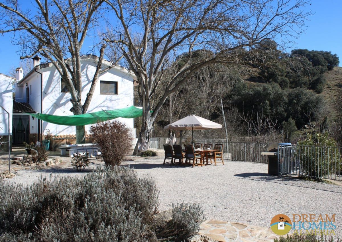 6 bedroom Finca/Country House for sale in Alcala la Real with pool - € 375,000 (Ref: 9974388)