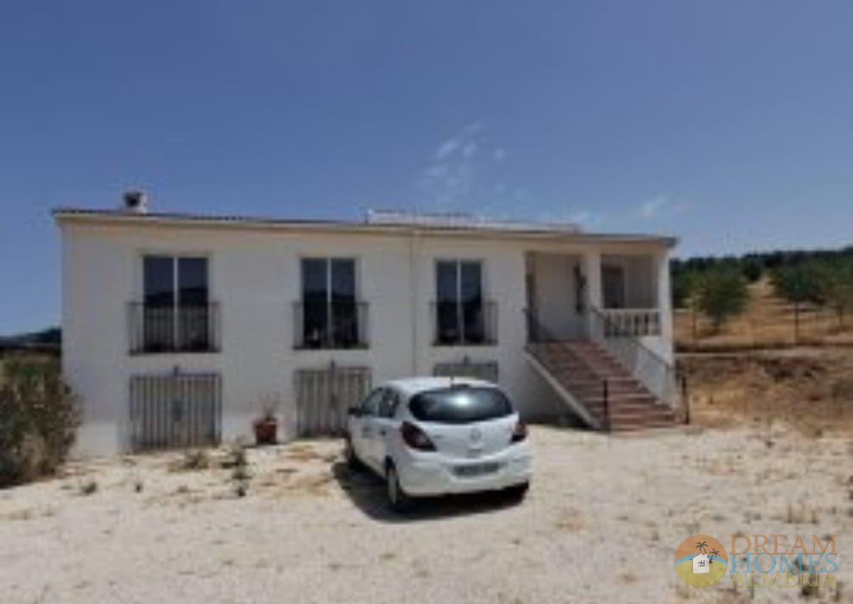 2 sypialnia Finka/Dom wiejski na sprzedaż w Alcala la Real z basenem - 243 000 € (Ref: 9999917)