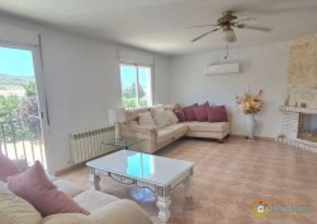 2 sypialnia Finka/Dom wiejski na sprzedaż w Alcalá la Real z basenem - 243 000 € (Ref: 9999917)