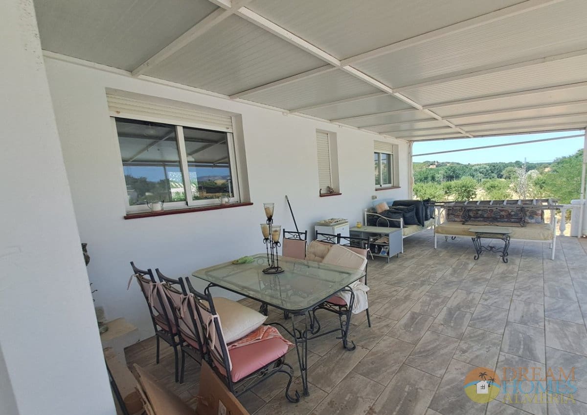 2 sypialnia Finka/Dom wiejski na sprzedaż w Alcala la Real z basenem - 243 000 € (Ref: 9999917)
