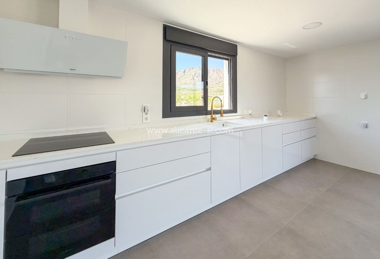 3 Zimmer Villa zu verkaufen in Macisvenda mit Pool Garage - 375.000 € (Ref: 10005922)